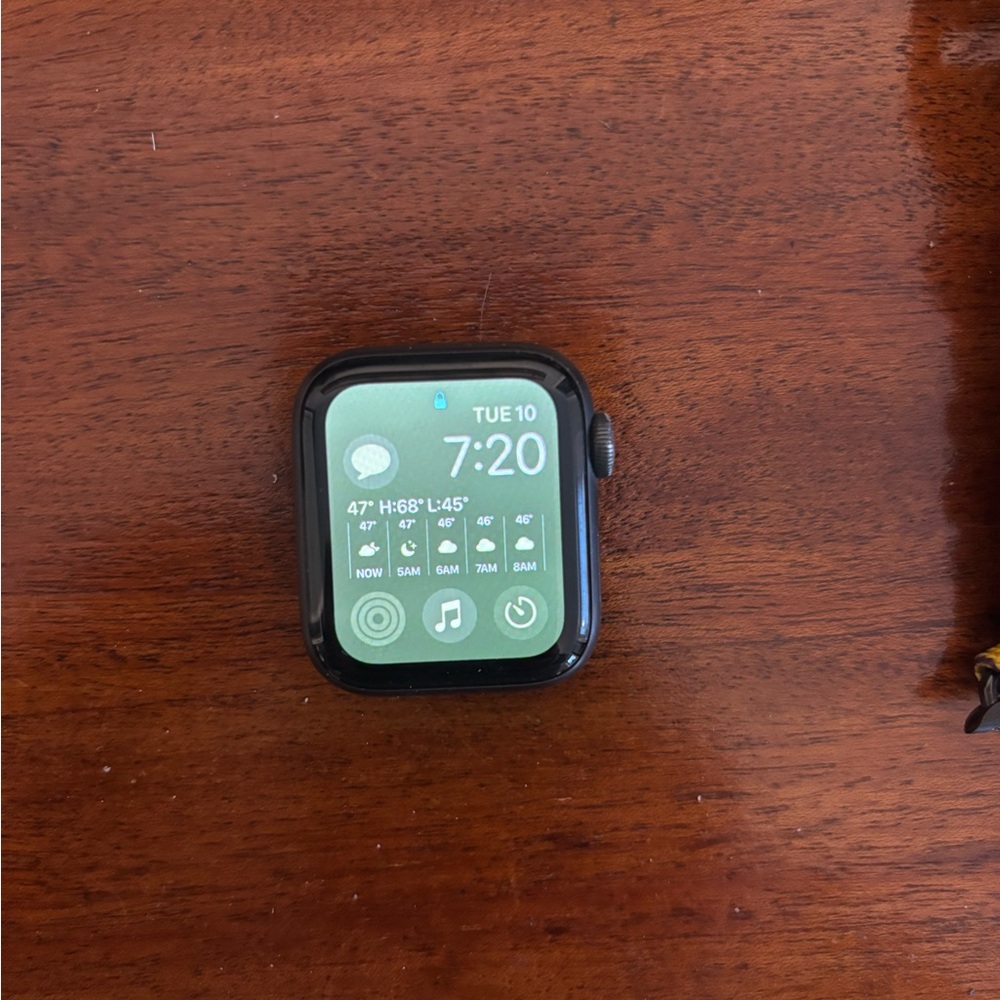Apple Watch SE 40mm